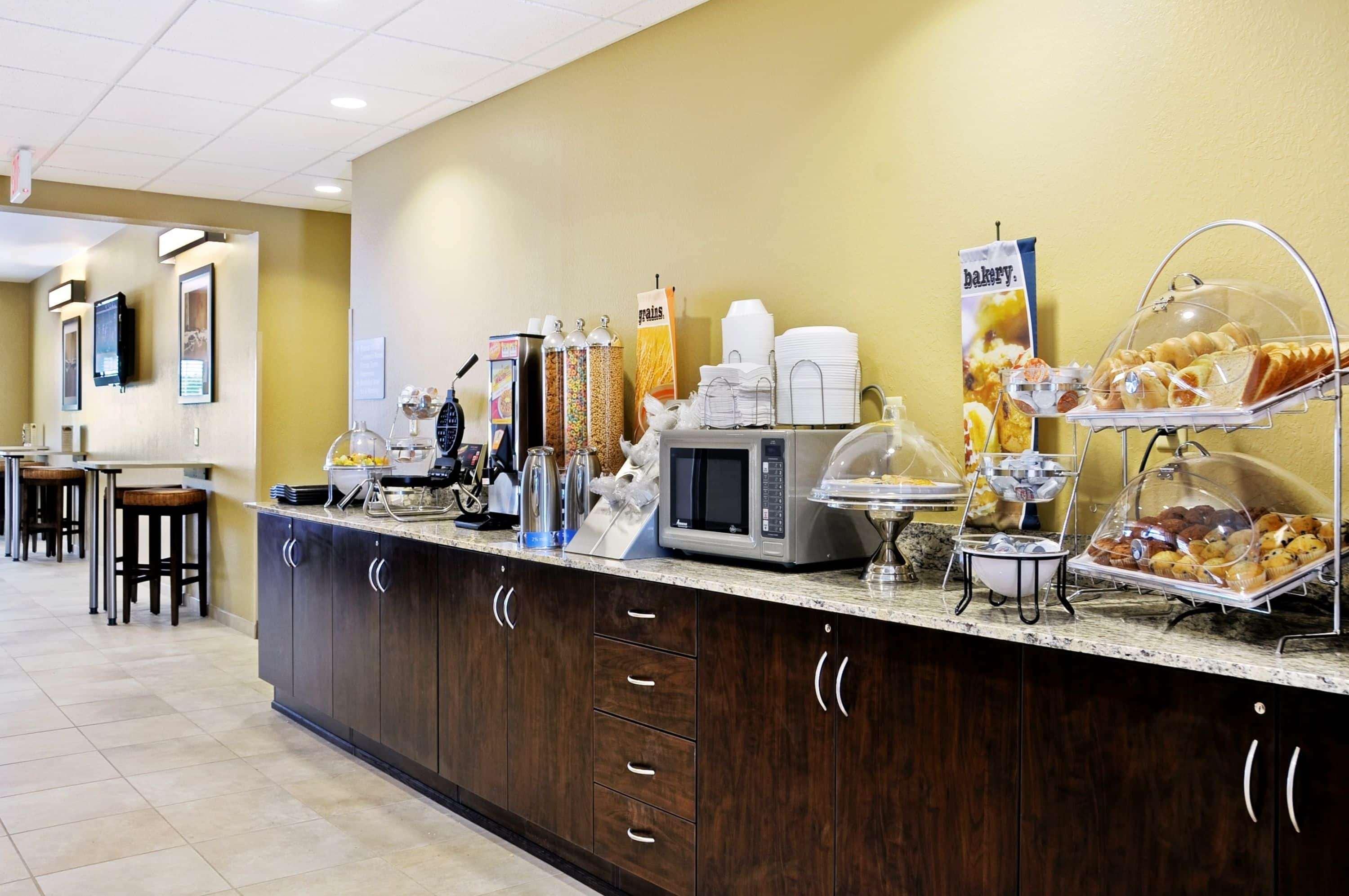 Microtel Inn & Suites By Wyndham Marietta Exteriér fotografie